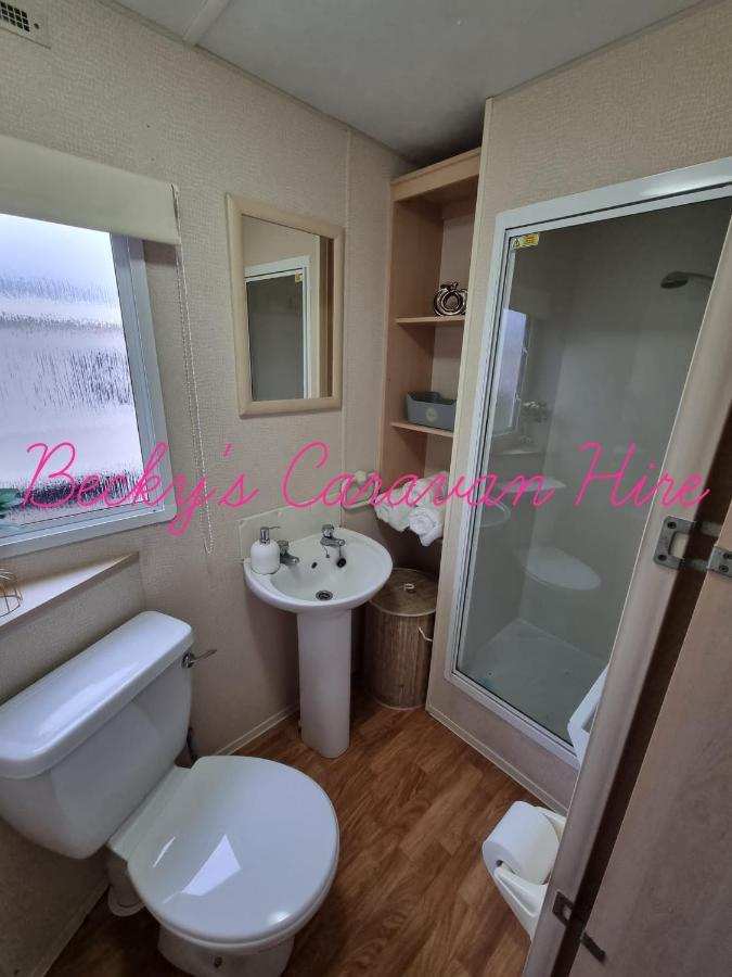 Becky'S Caravan At Marton Mere แบล็คพูล ภายนอก รูปภาพ
